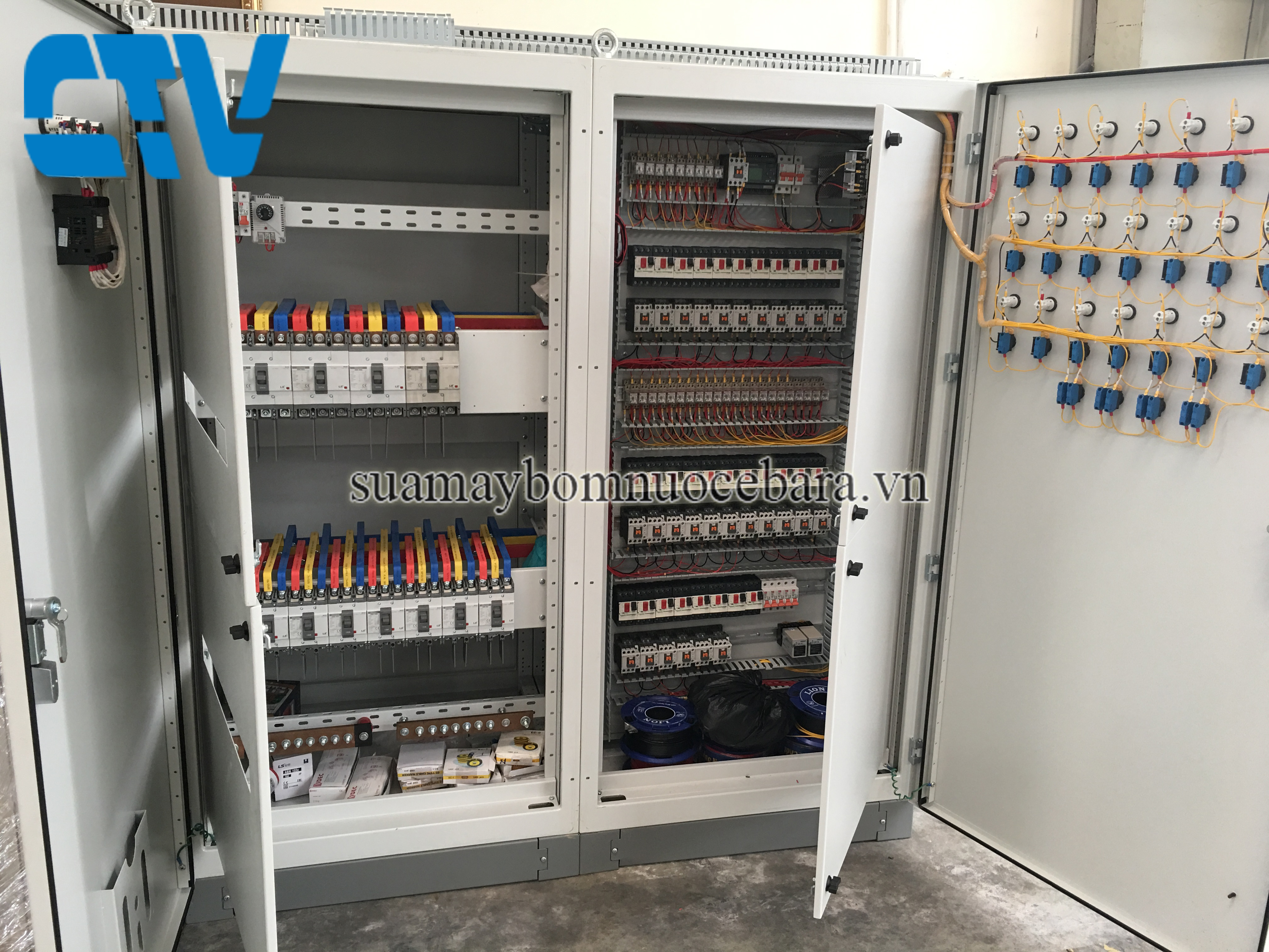 Thi Công Lắp Đặt Tủ Điện Điều Khiển Máy Bơm Chuyên Nghiệp, An Toàn Và Tiết Kiệm