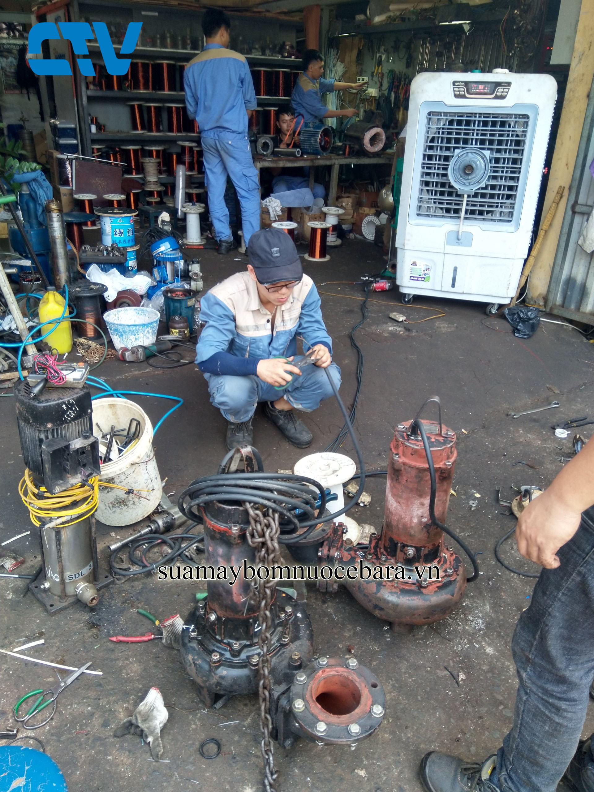 Sửa máy bơm nước khi bị kêu